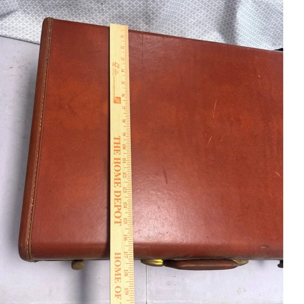 Vintage Samsonite Brown Suitcase 24